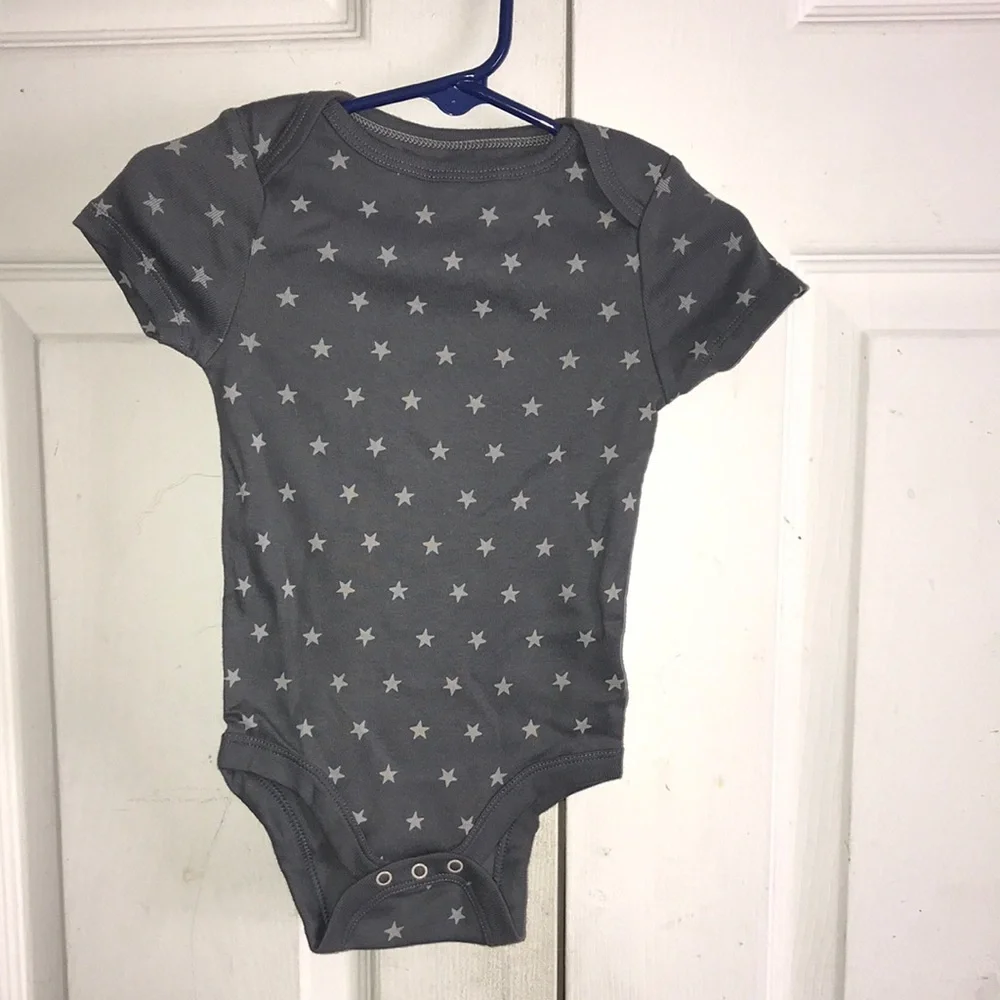 NWOT Star-Print Infant’s Onesie